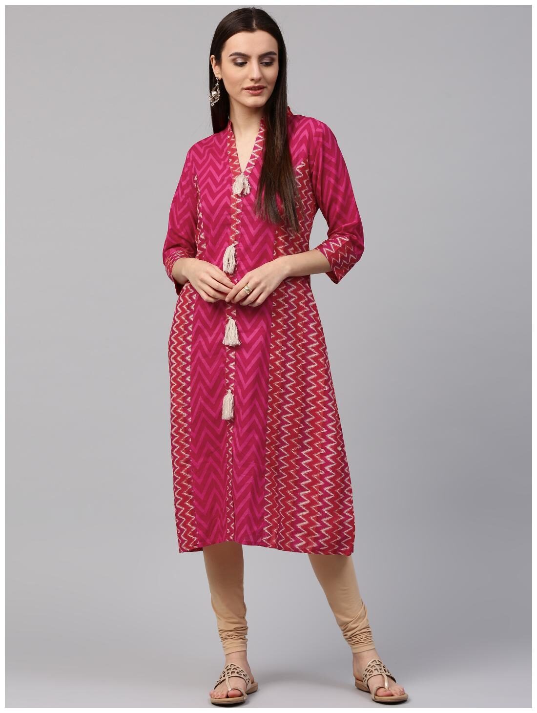 

Nayo Pink Red Printed 3 4th Sleeve Cotton Assymetric Kurta
