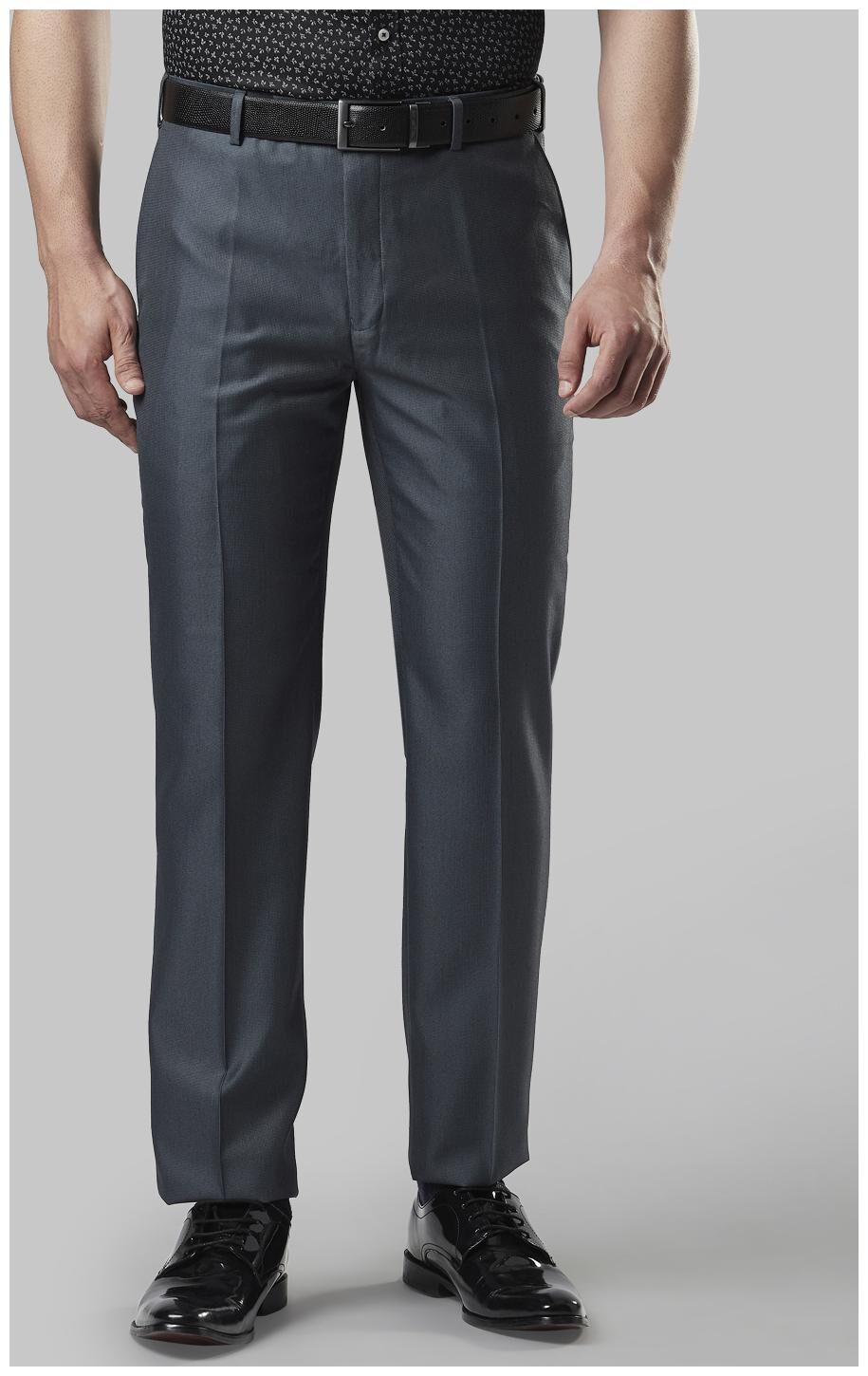 

Nextlook Men Solid Regular Fit Formal Trouser - Grey