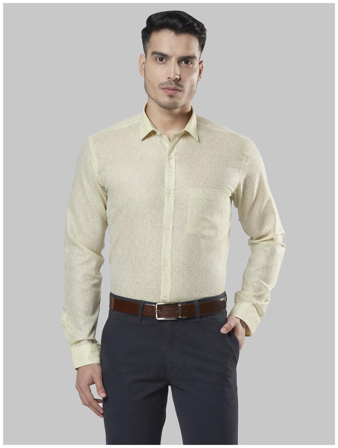 

Nextlook Men Slim fit Formal Shirt - Yellow