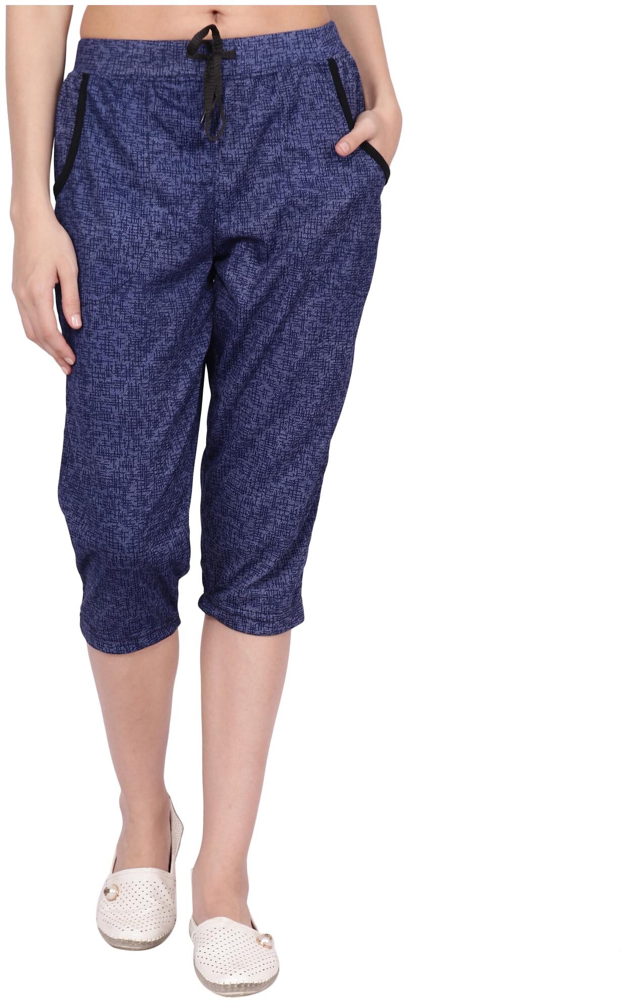 

NICE QUEEN Women Solid Regular capri - Blue