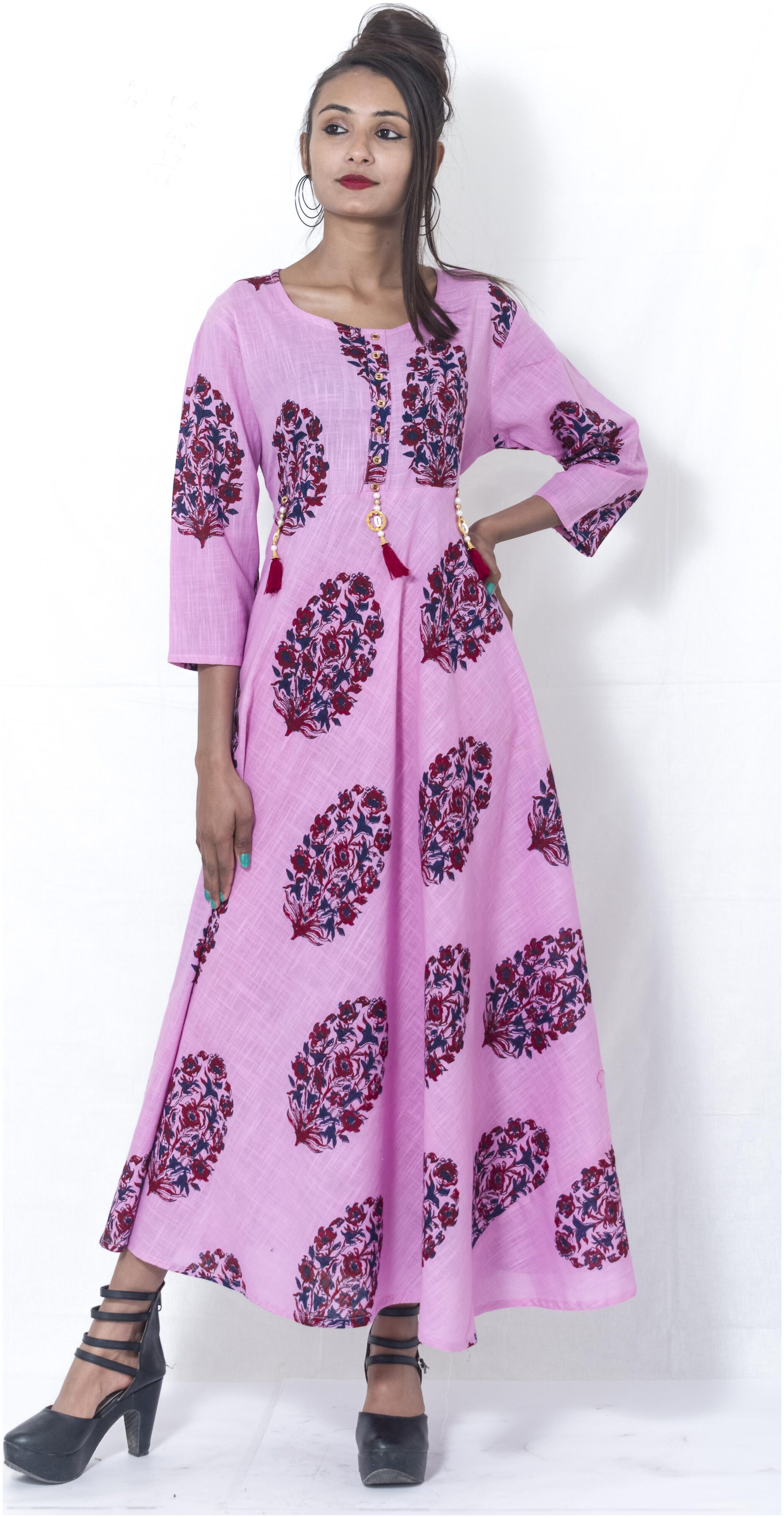 

NIKHILAM Women Purple Solid Anarkali Kurta