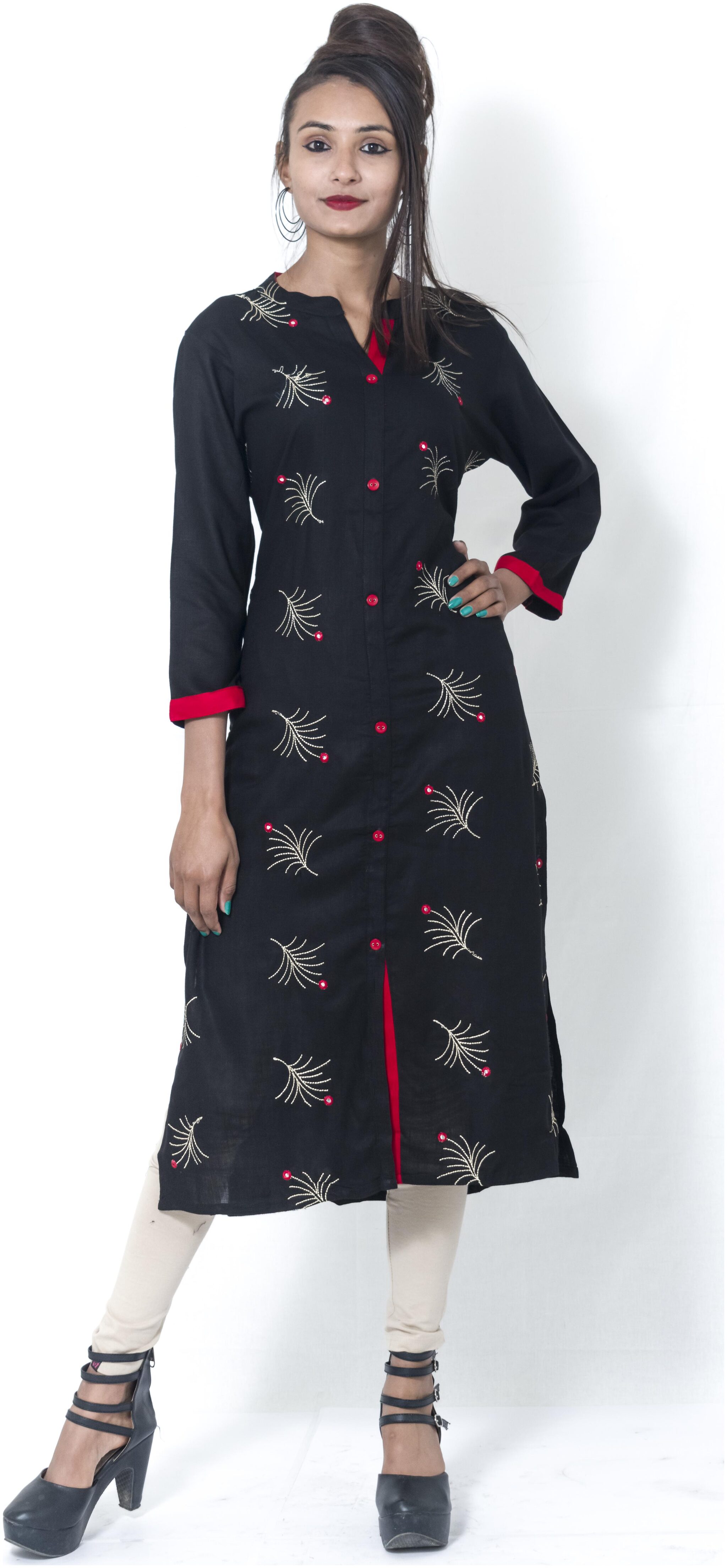 

NIKHILAM Women Black Embroidered Straight Kurta