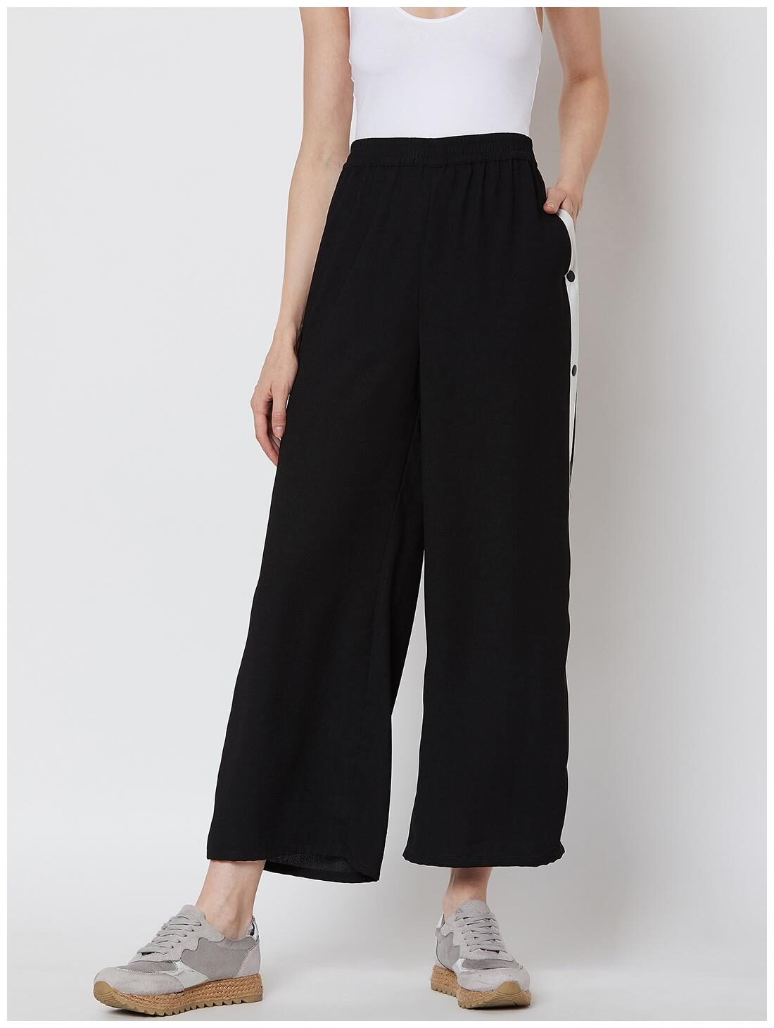 

NUN Women Black Regular fit Parallels