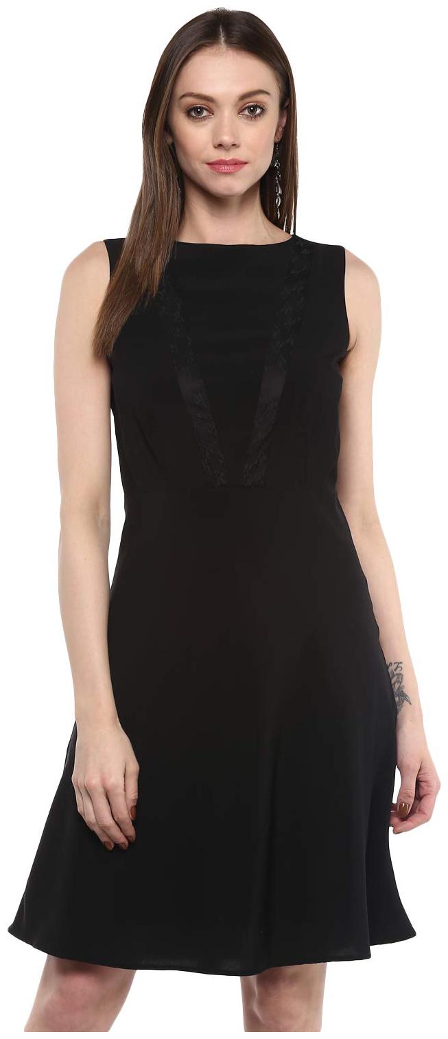 

NUN Black Solid Fit flare dress