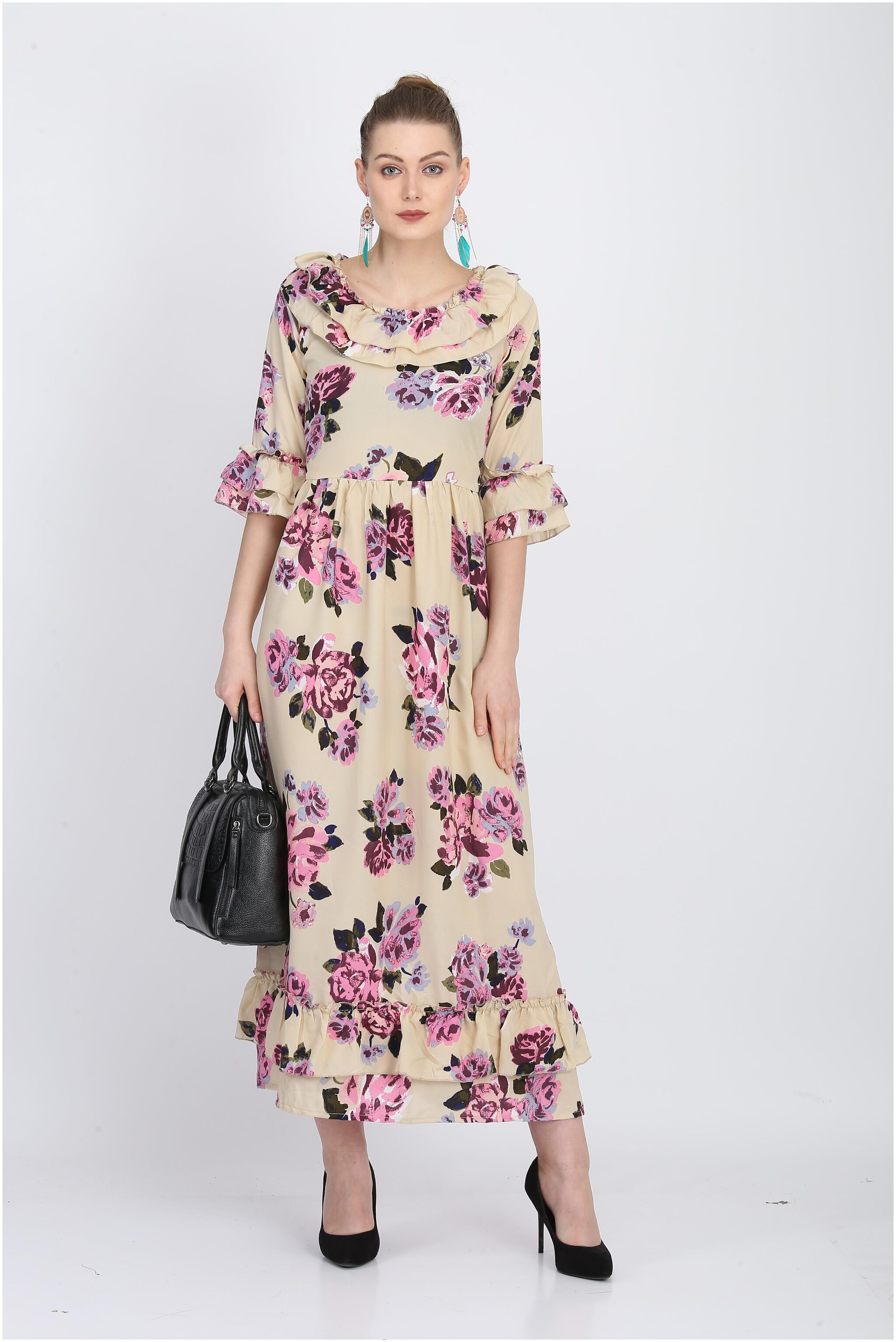 

O Madam Cream Floral Maxi dress