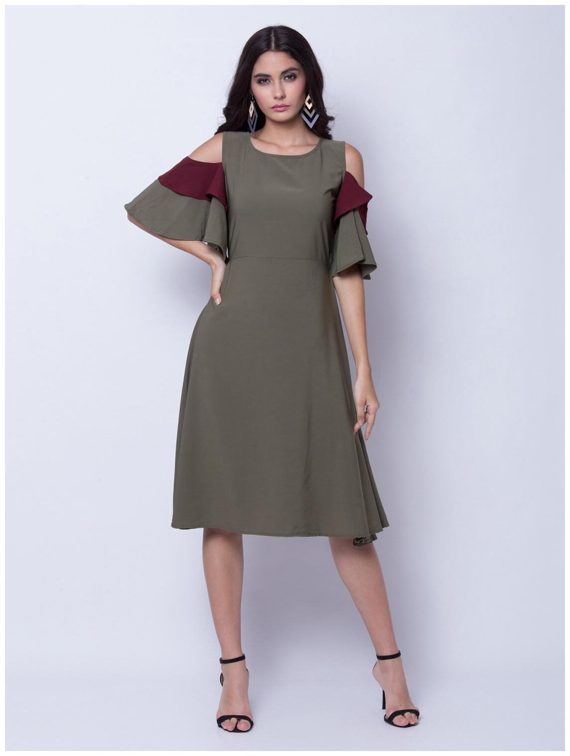 

O Madam Women Green Cold Shoulder A Line Dress