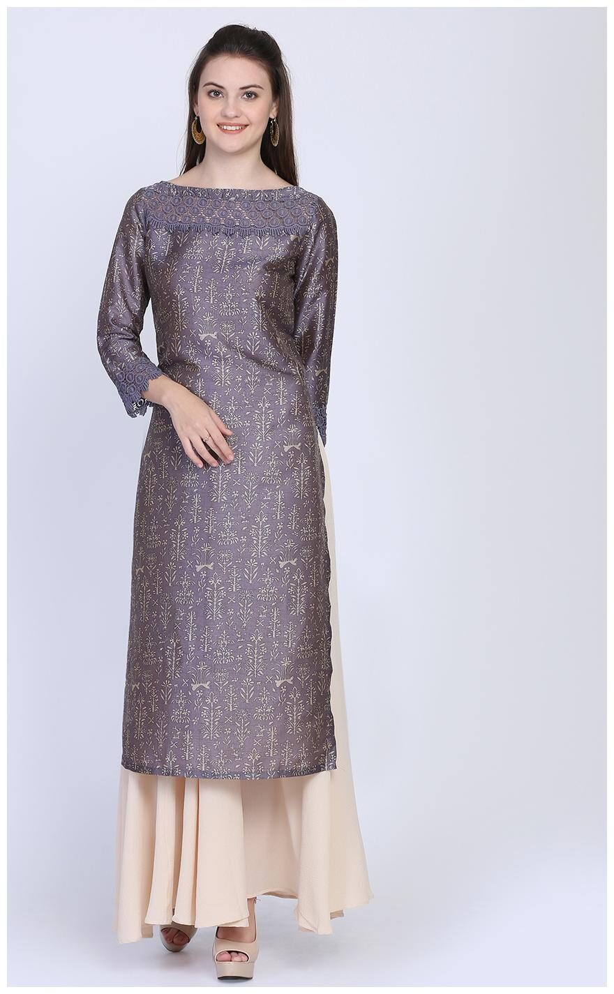 

Ojjasvi Women Purple Printed Straight Kurta