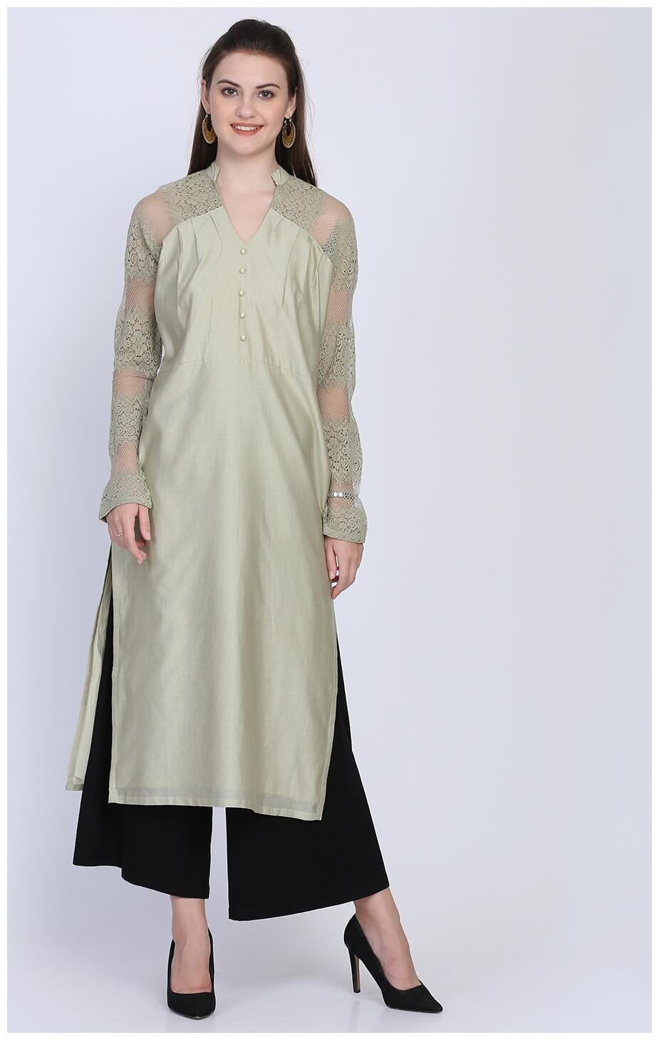

Ojjasvi Women Green Solid Straight Kurta