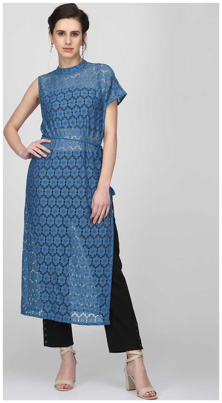 

Ojjasvi Women Blue Floral Straight Kurta