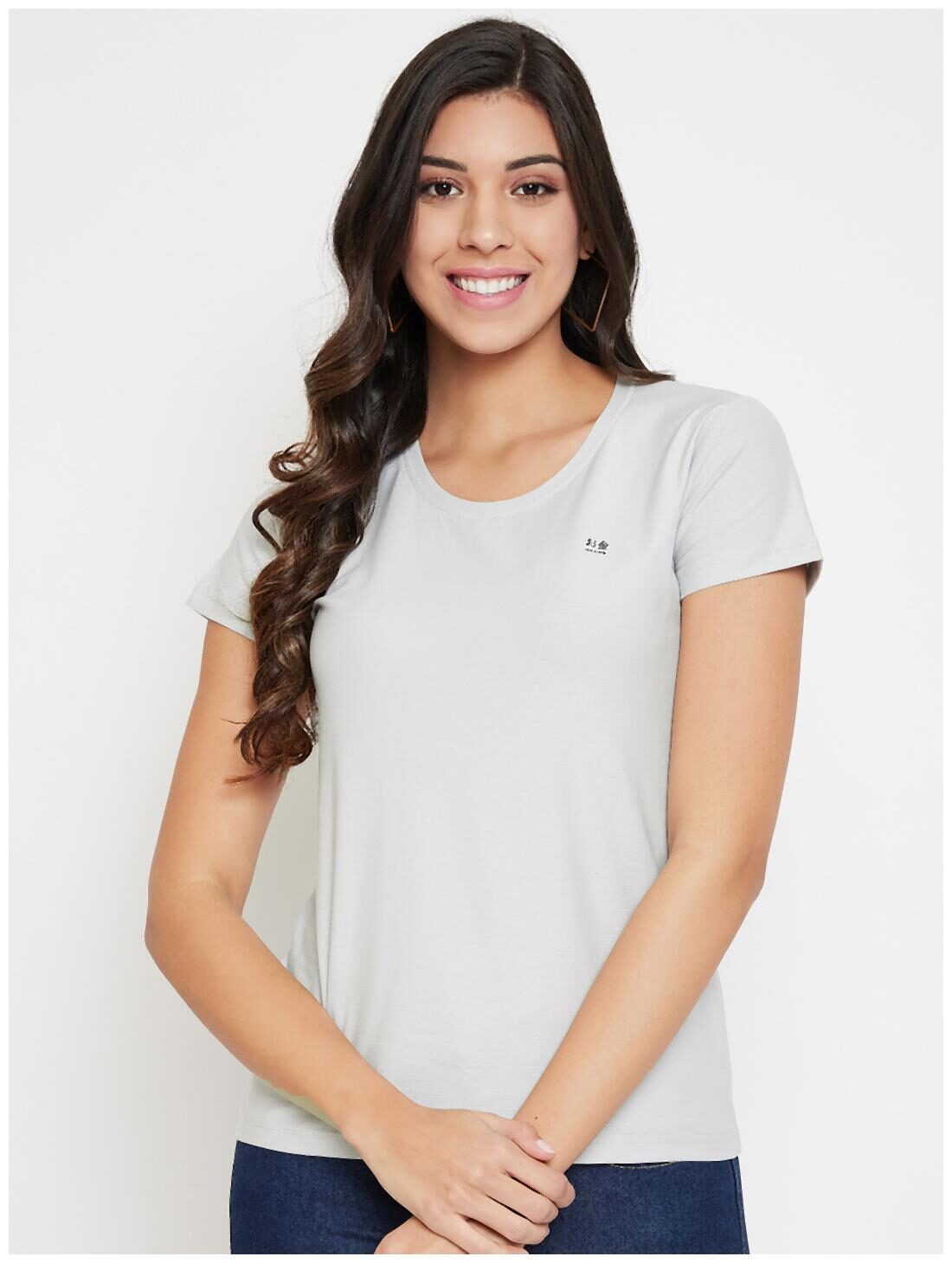 

Okane Women Grey Slim fit Round neck Cotton T shirt