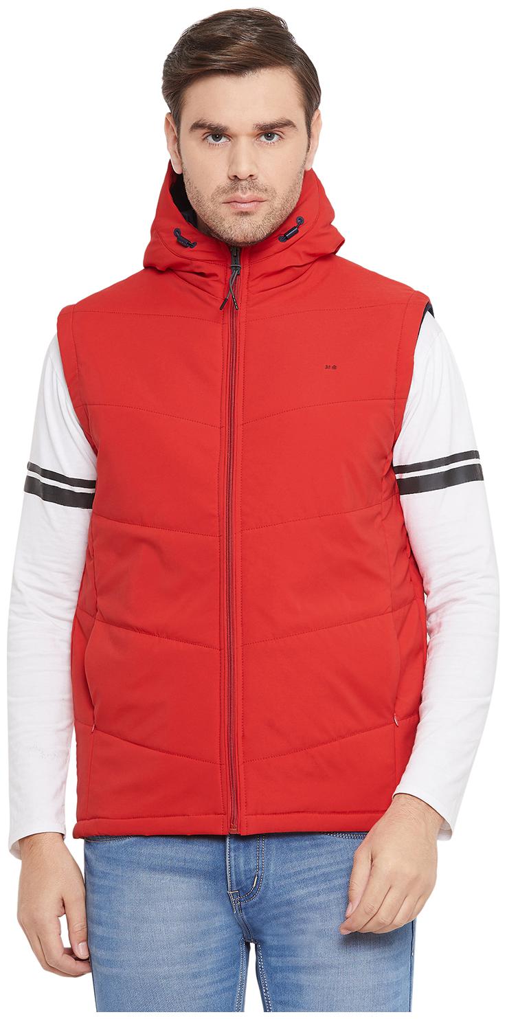 

Okane Men Red Solid Quilted jacket