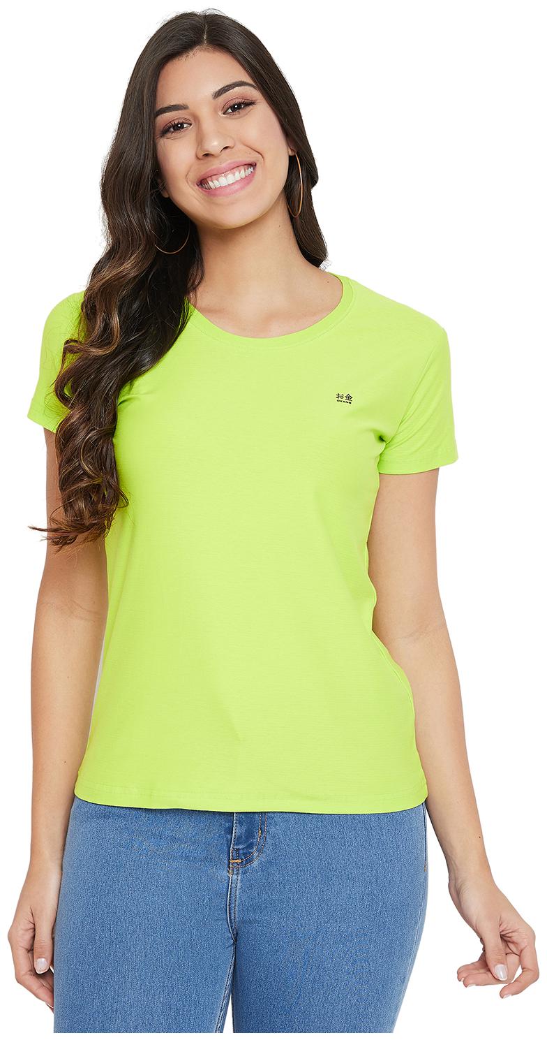 

Okane Women Solid Regular top - Green