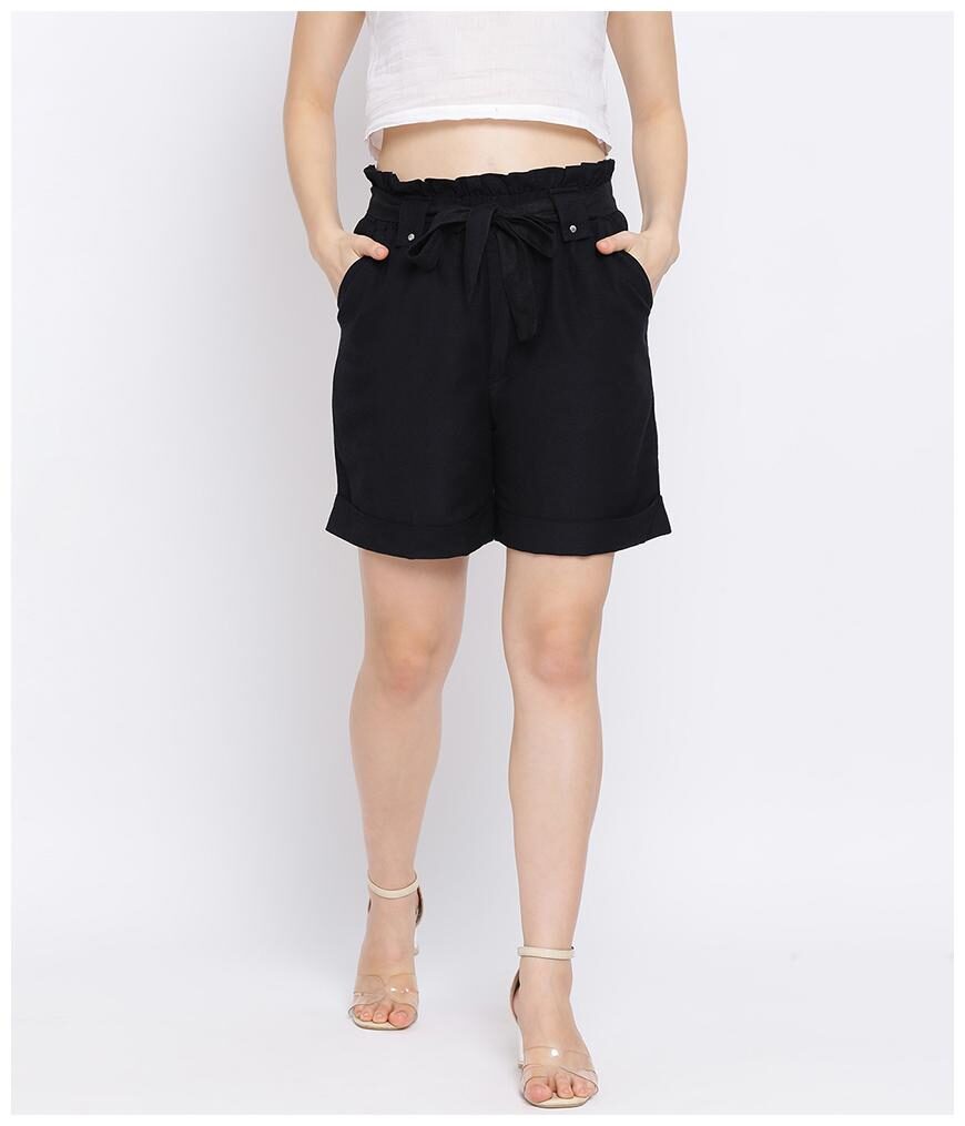 

Oxolloxo Women Solid Regular shorts - Black