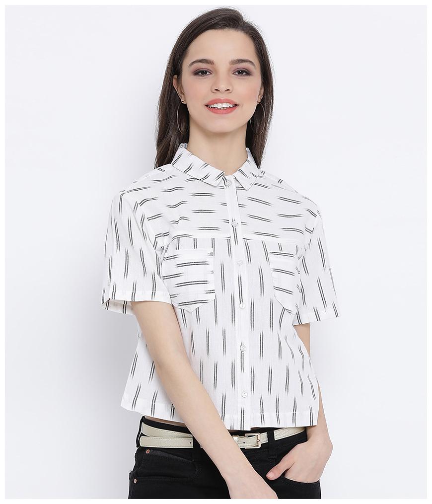 

Oxolloxo Women Black White Striped Regular Fit Shirt