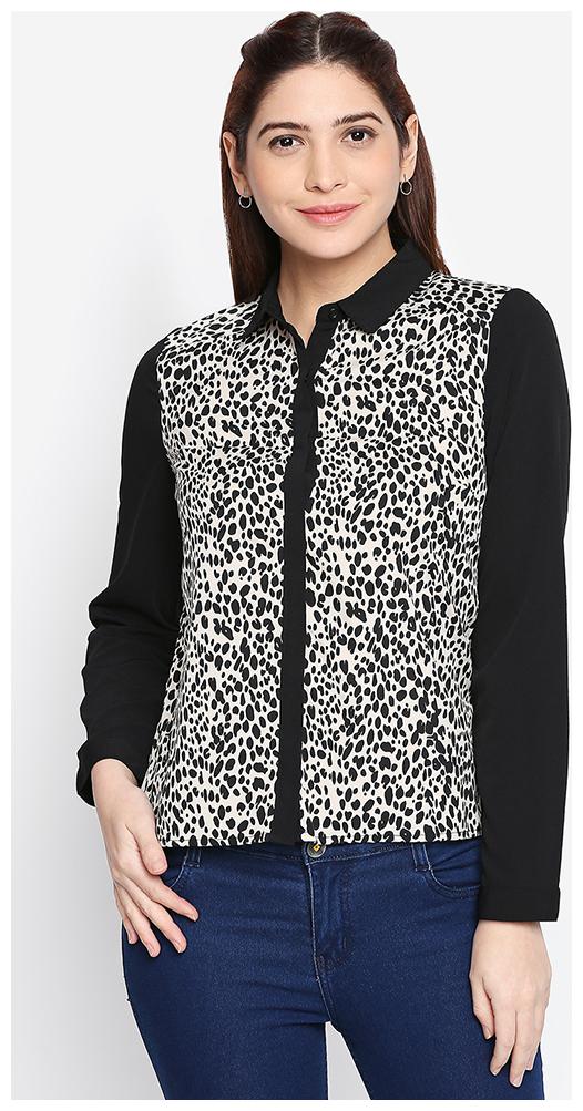 

OXOLLOXO Women Black Floral Regular Fit Shirt