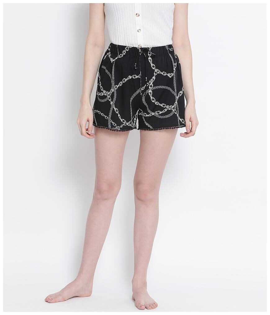 

Oxolloxo Women Printed Regular shorts - Black