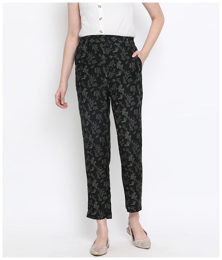 

Oxolloxo Polyester Printed Black Pant For Women