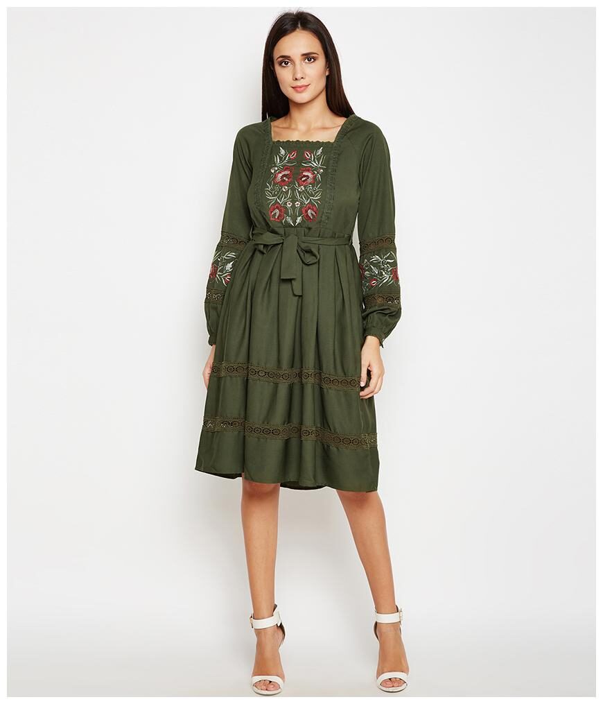

OXOLLOXO Green Embroidered A-line dress