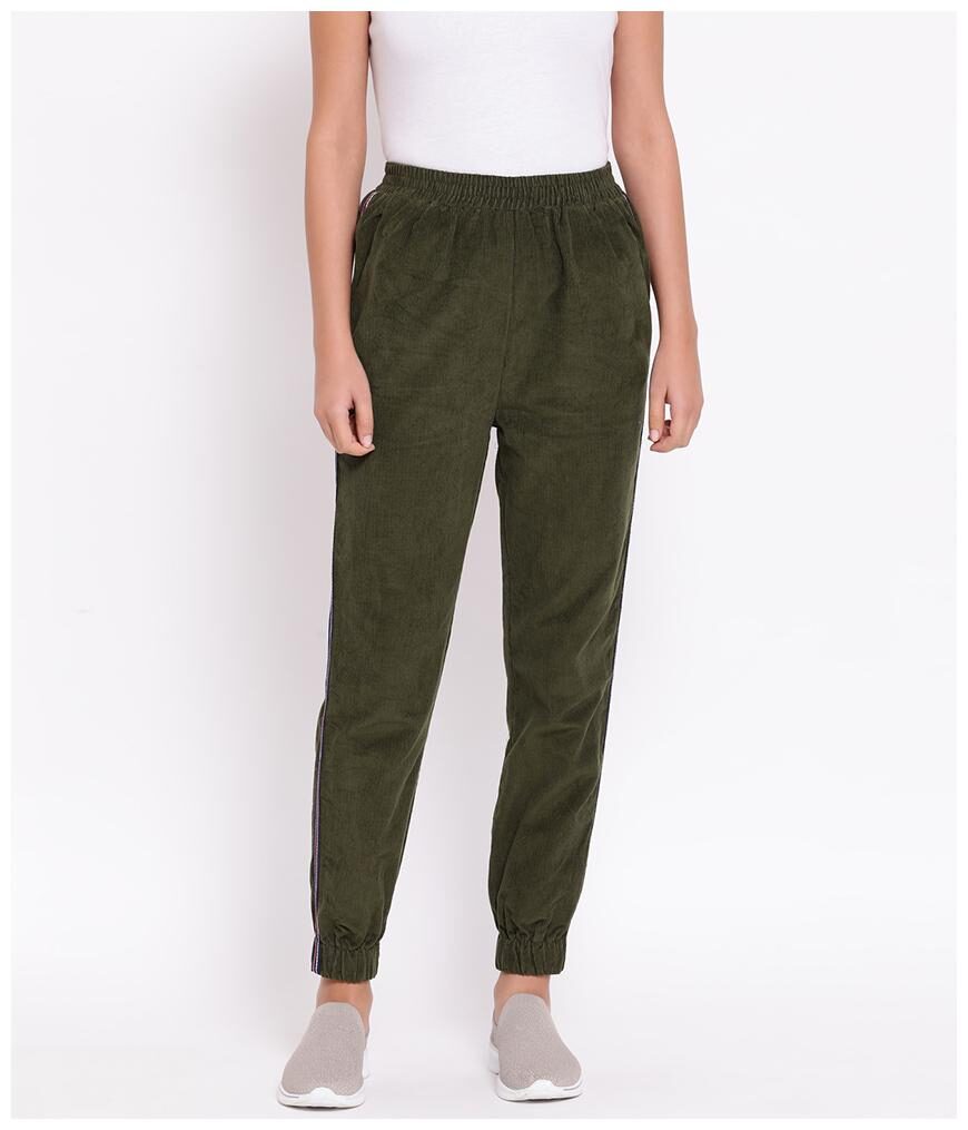 

OXOLLOXO Women Regular fit Cotton Solid Track pants - Green