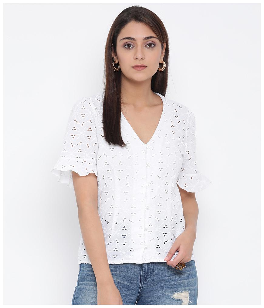 

Oxolloxo Women Embroidered Regular top - White