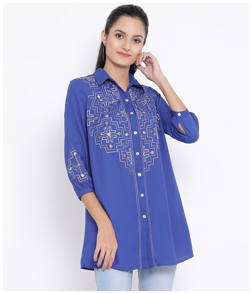 

Oxolloxo Women Blue Embroidered Regular Fit Shirt