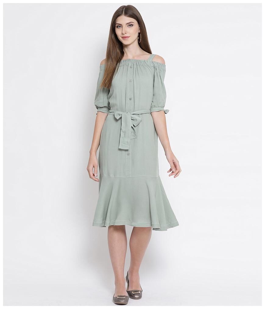 

Oxolloxo Green Solid A-line dress