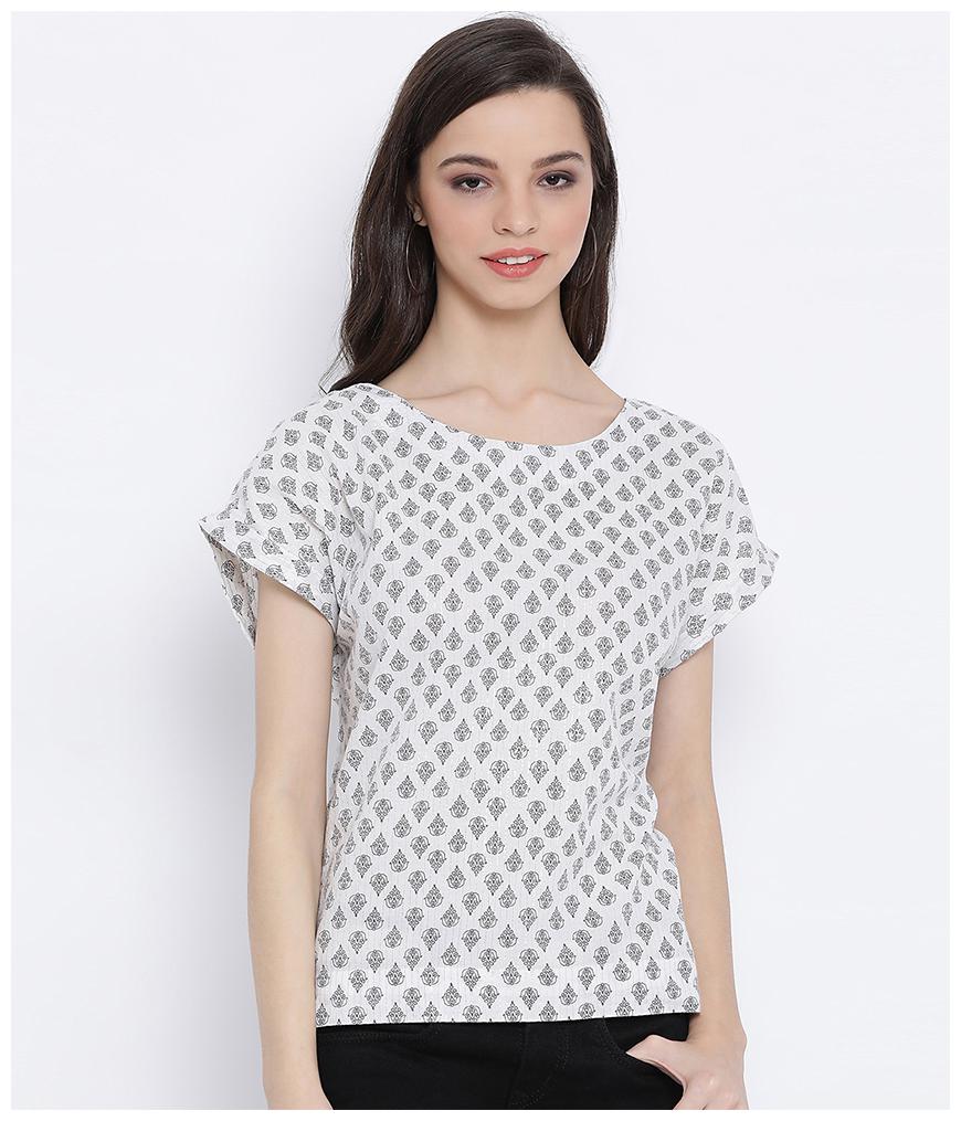 

Oxolloxo Women Printed Regular top - White