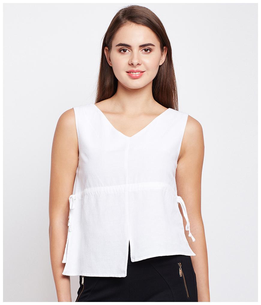 

Oxolloxo Women Solid Regular top - White