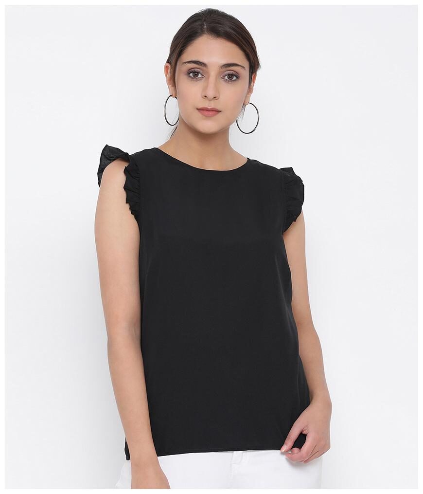 

Oxolloxo Women Solid Regular top - Black