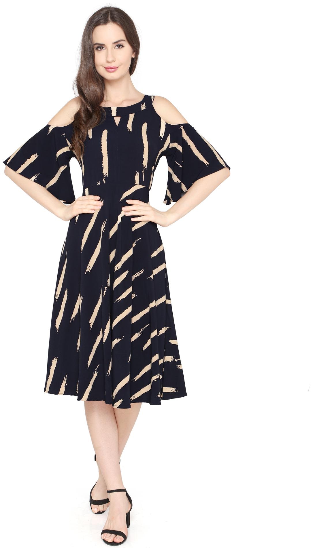 

P - Nut Casual Black Printed A-line dress