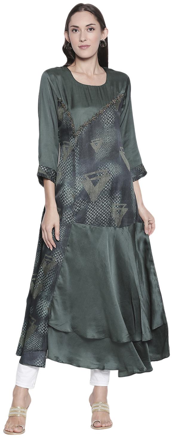 

P Present Women s Green Round Neck Embroidered Kurti