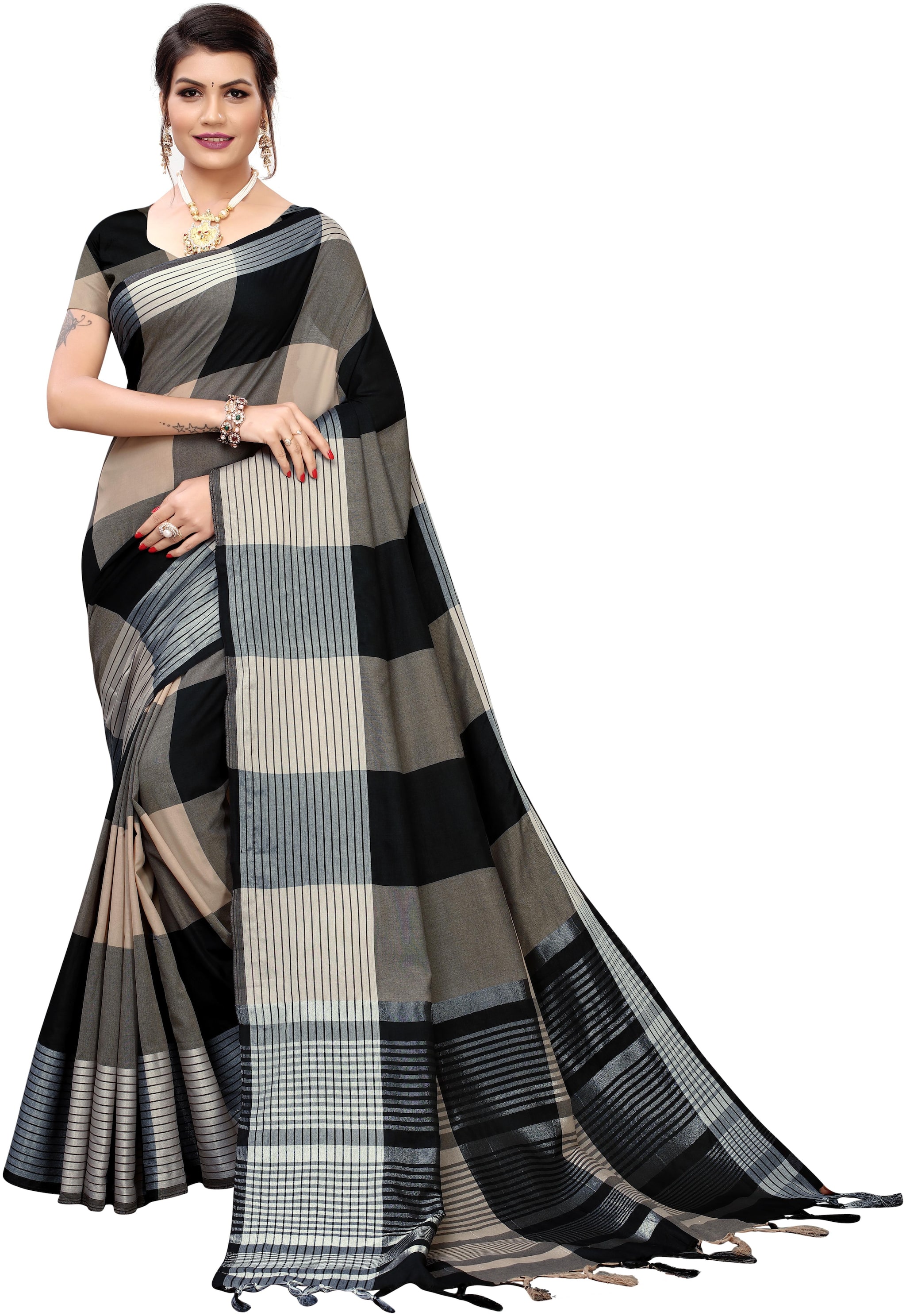

Pagazo Cotton Blend Checkered Black Grey Color Saree