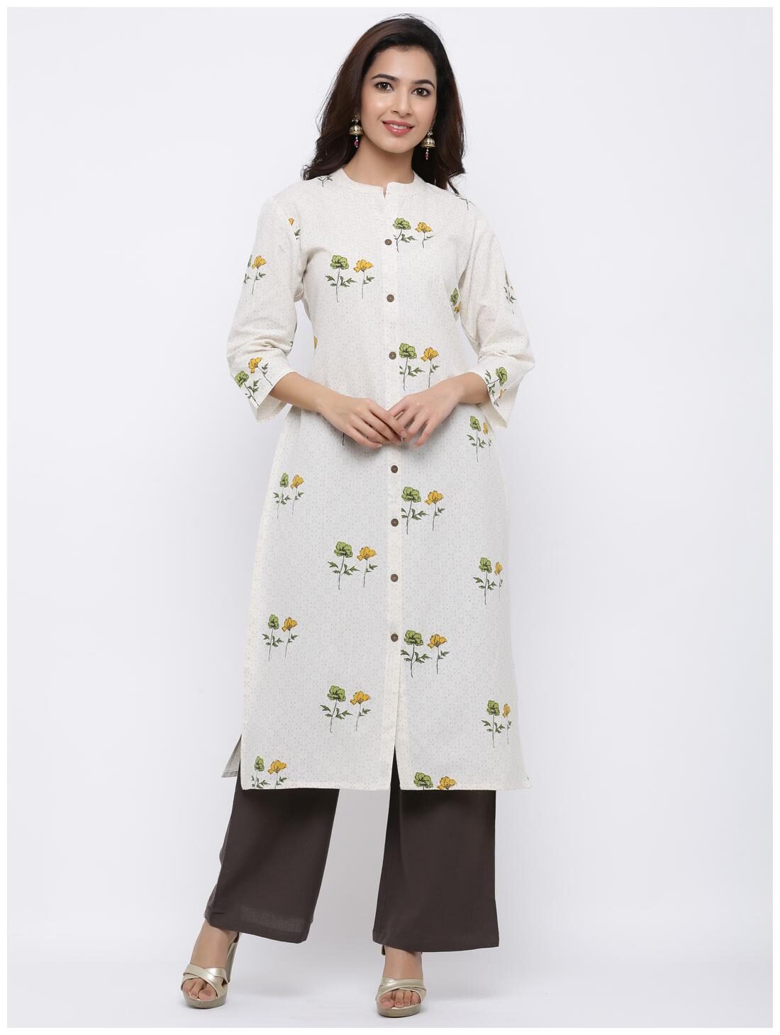 

Palakh Women White Floral Straight Kurta With Palazzo