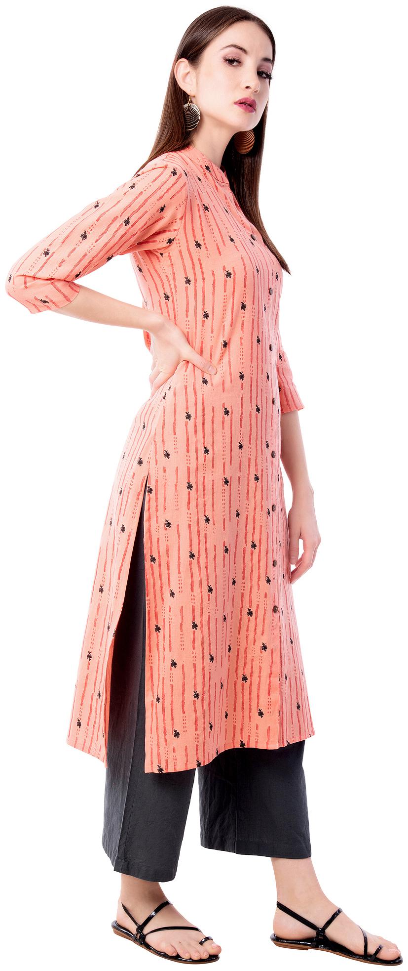 

Palakh Women Peach Floral Straight Kurta With Palazzo
