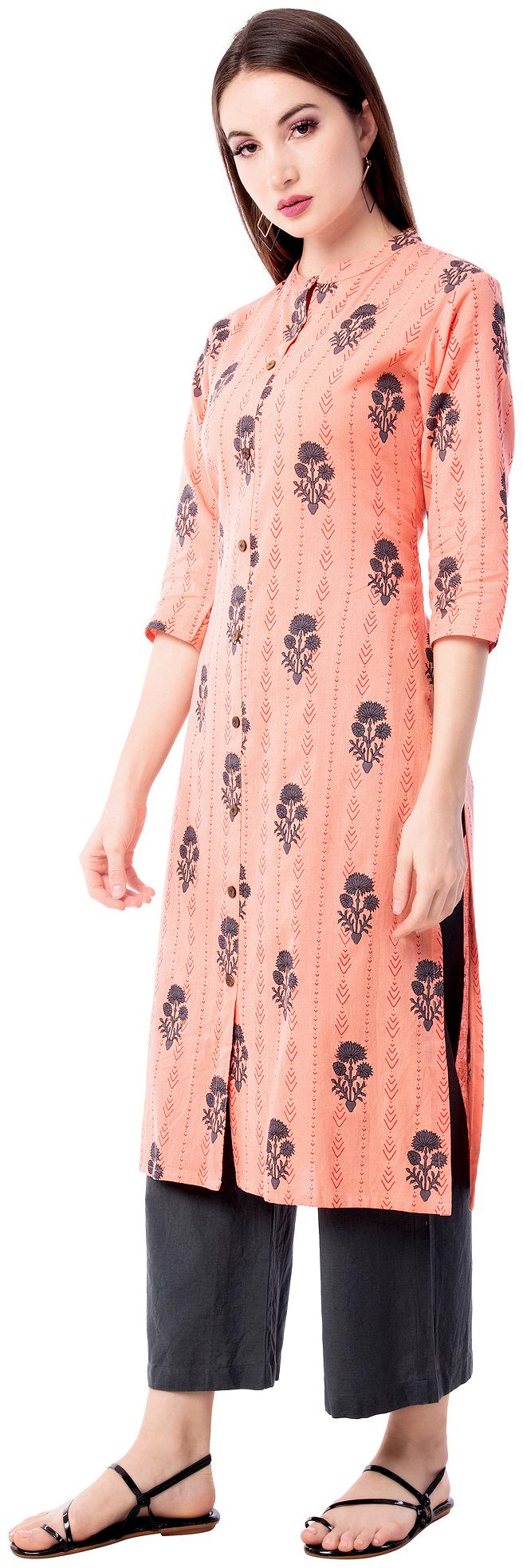 

Palakh Women Peach Floral Straight Kurta With Palazzo