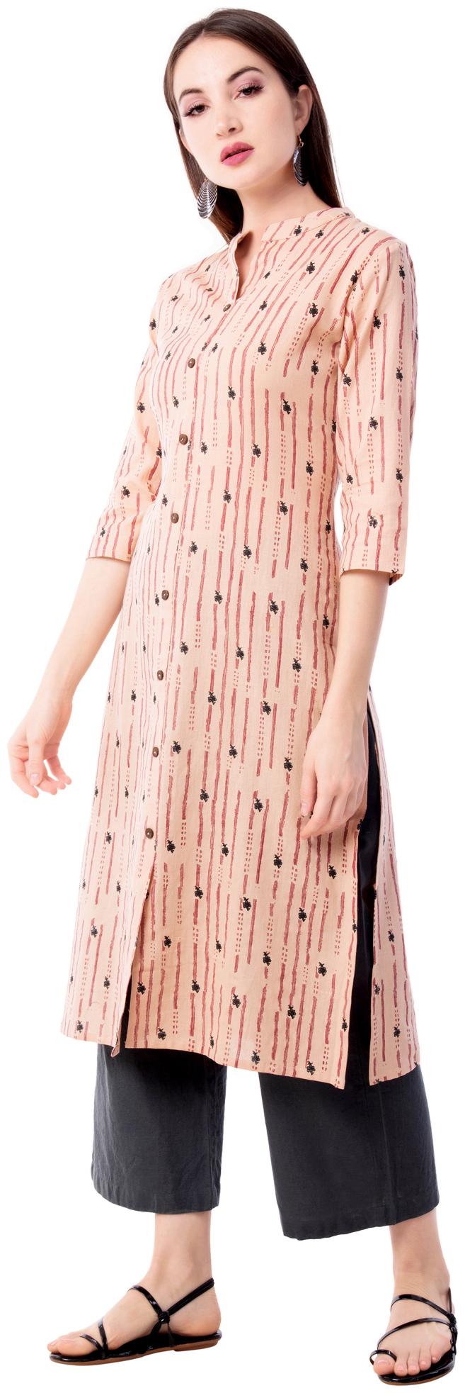 

Palakh Women Peach Floral Straight Kurta With Palazzo
