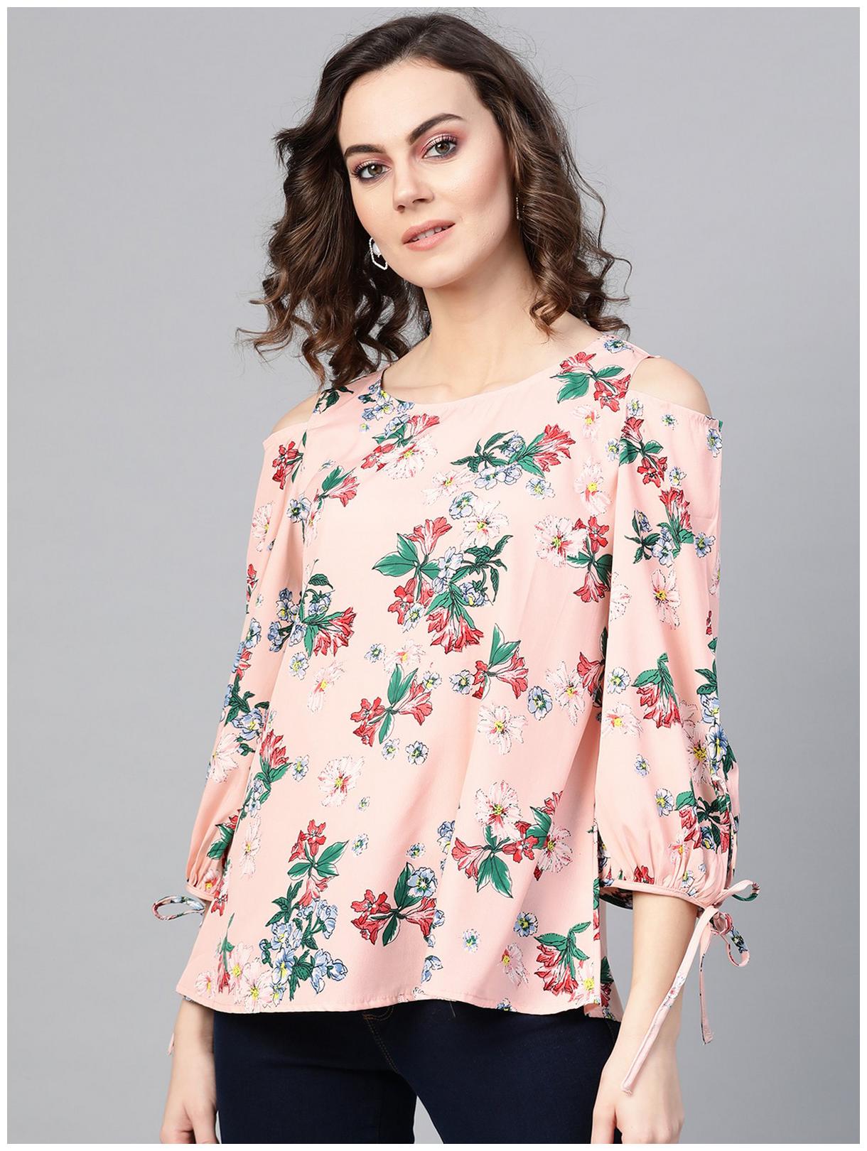 

Pannkh Women Floral Regular top - Pink
