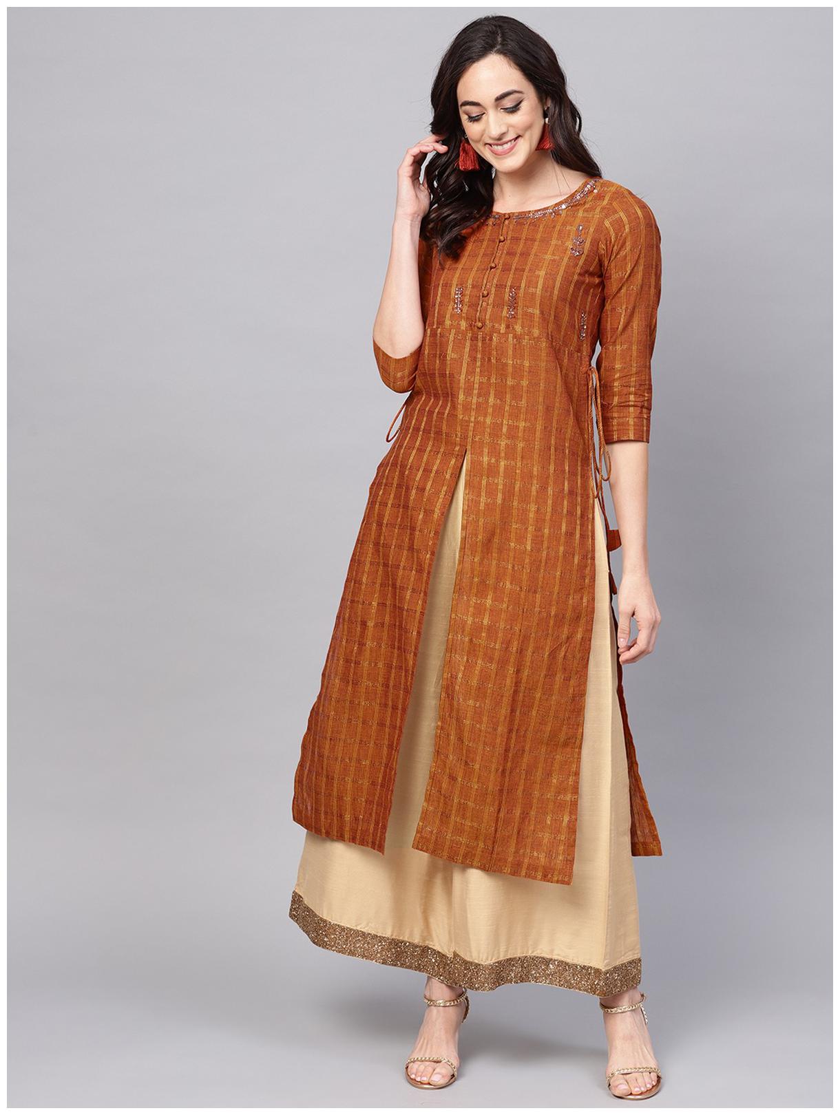 

Pannkh Women Brown Embroidered Straight Kurta