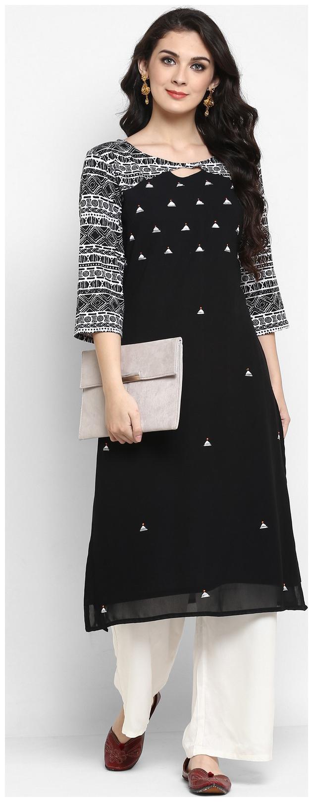 

Pannkh Women Black Embroidered Regular Kurta