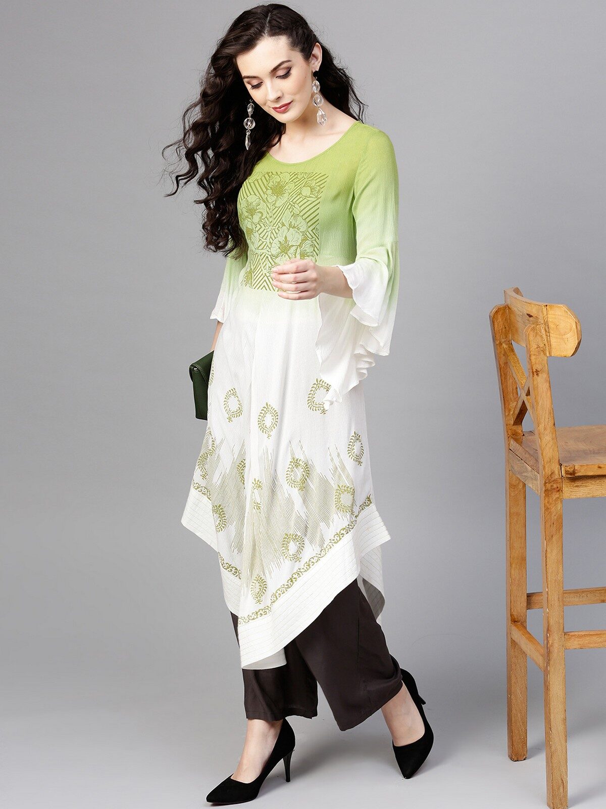

Pannkh Women White Printed Assymetrical Kurta