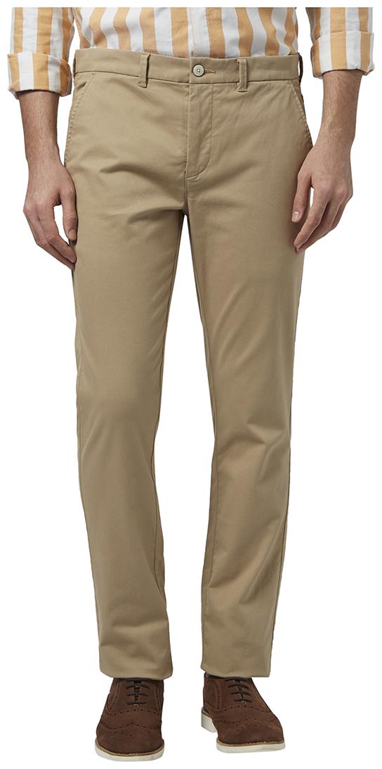 

Park Avenue Men Brown Solid Regular fit Regular trousers