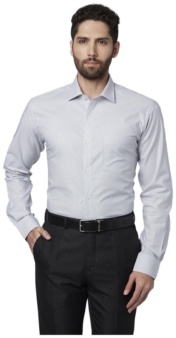 

Park Avenue Men Slim fit Formal Shirt - Green
