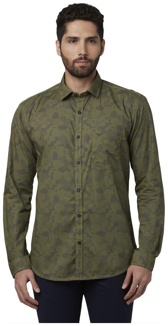 

Park Avenue Men Green Solid Regular Fit Casual Shirt