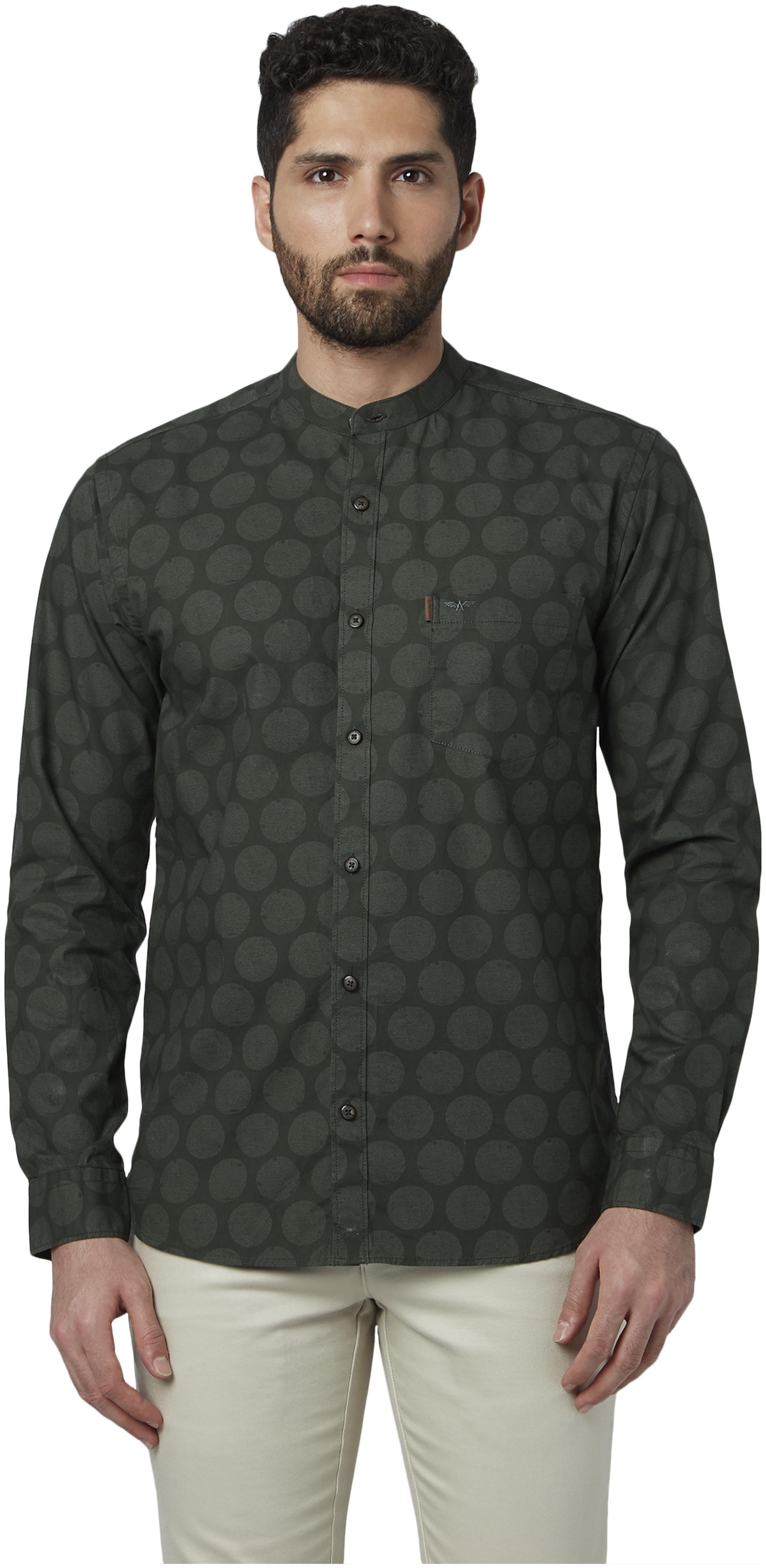 

Park Avenue Men Green Printed Slim Fit Casual Shirt