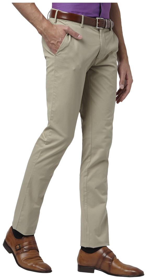 

Park Avenue Men Brown Solid Tapered fit Regular trousers