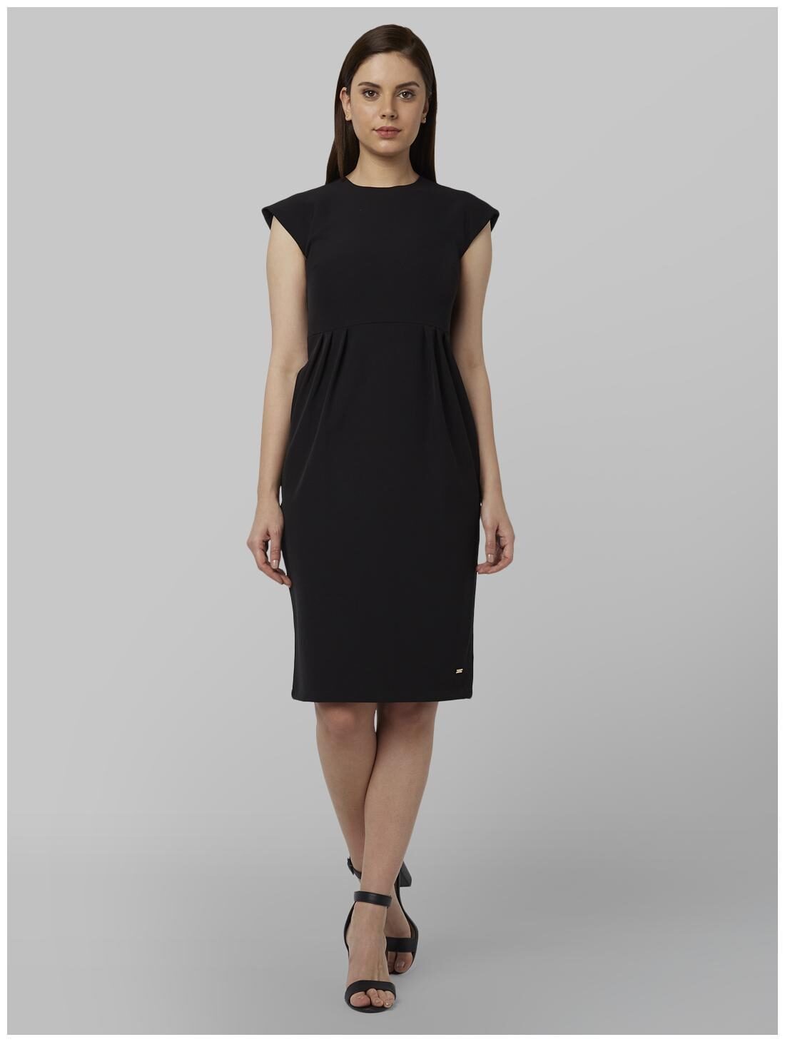 

Park Avenue Black Solid Fit flare dress