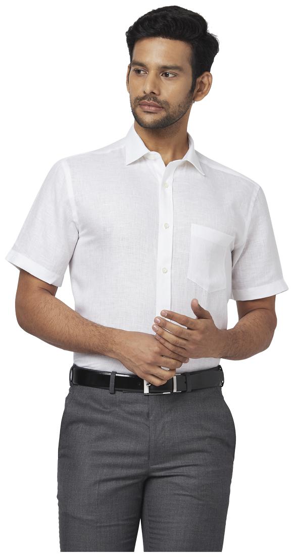 

Park Avenue Men White Solid Regular Fit Casual Shirt