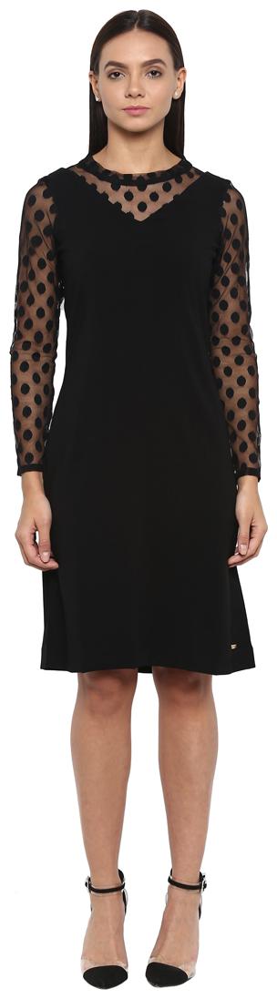 

Park Avenue Black Self design Bodycon dress