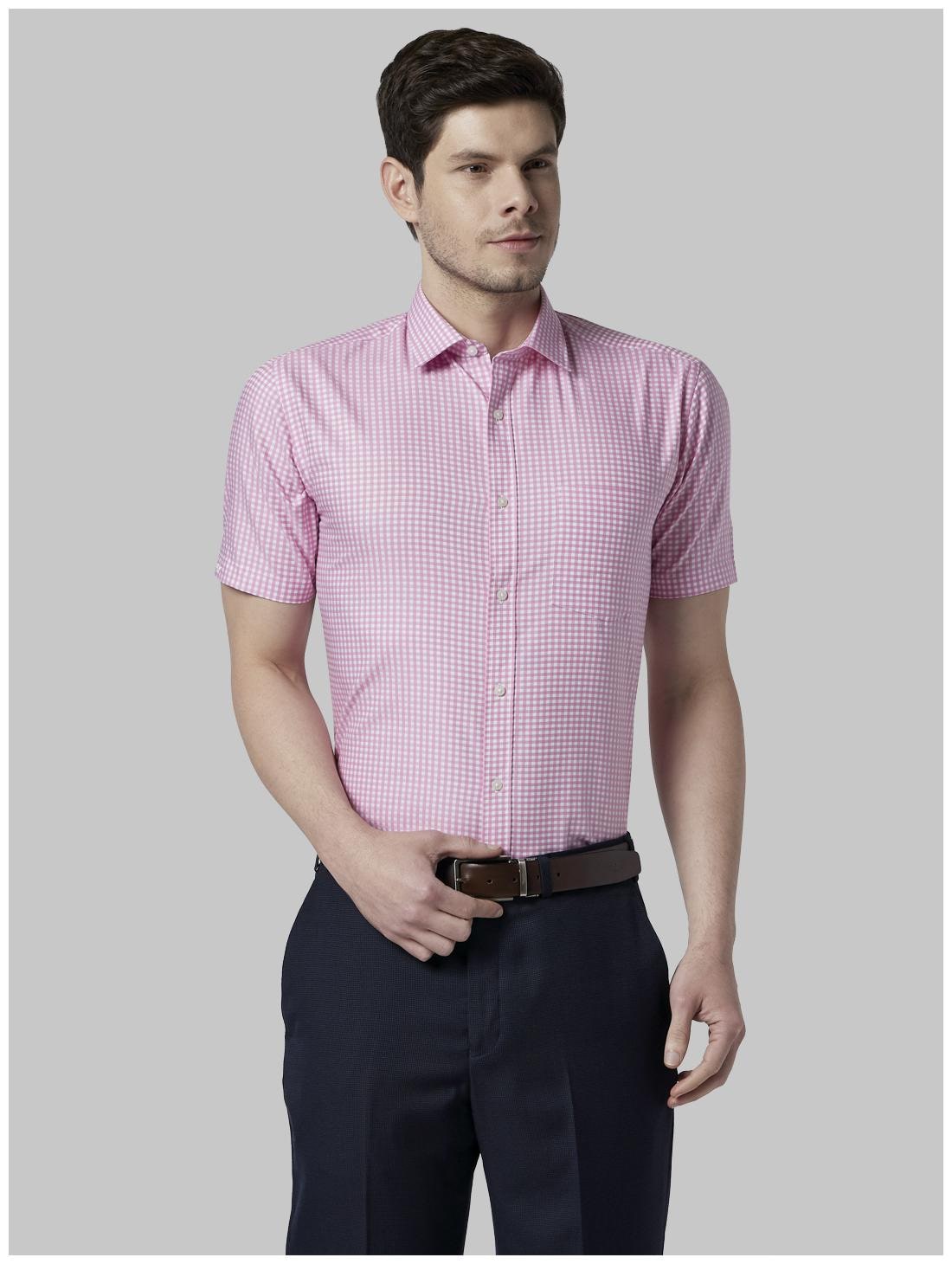 

Park Avenue Men Regular fit Formal Shirt - Red
