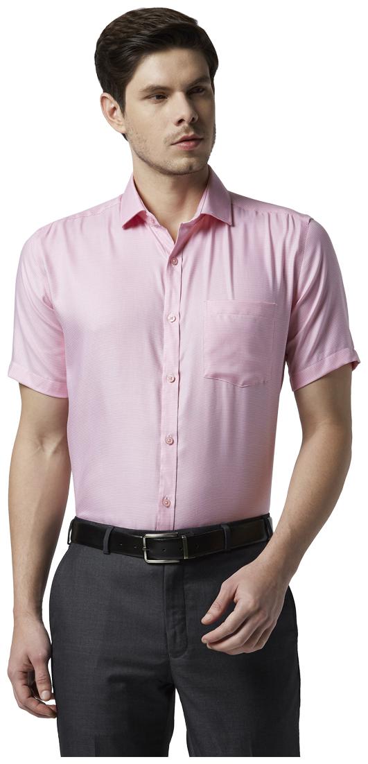

Park Avenue Men Regular fit Formal Shirt - Red